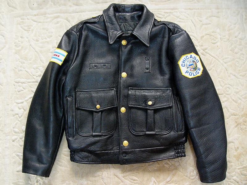 ブランデッドガーメンツ・ポリスジャケットの寸法と重量-シカゴ市警察 